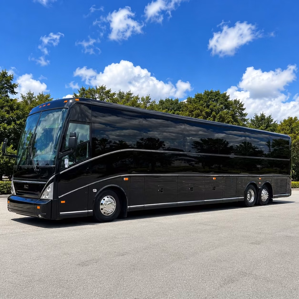 airport shuttle services between norman and will rogers world airport