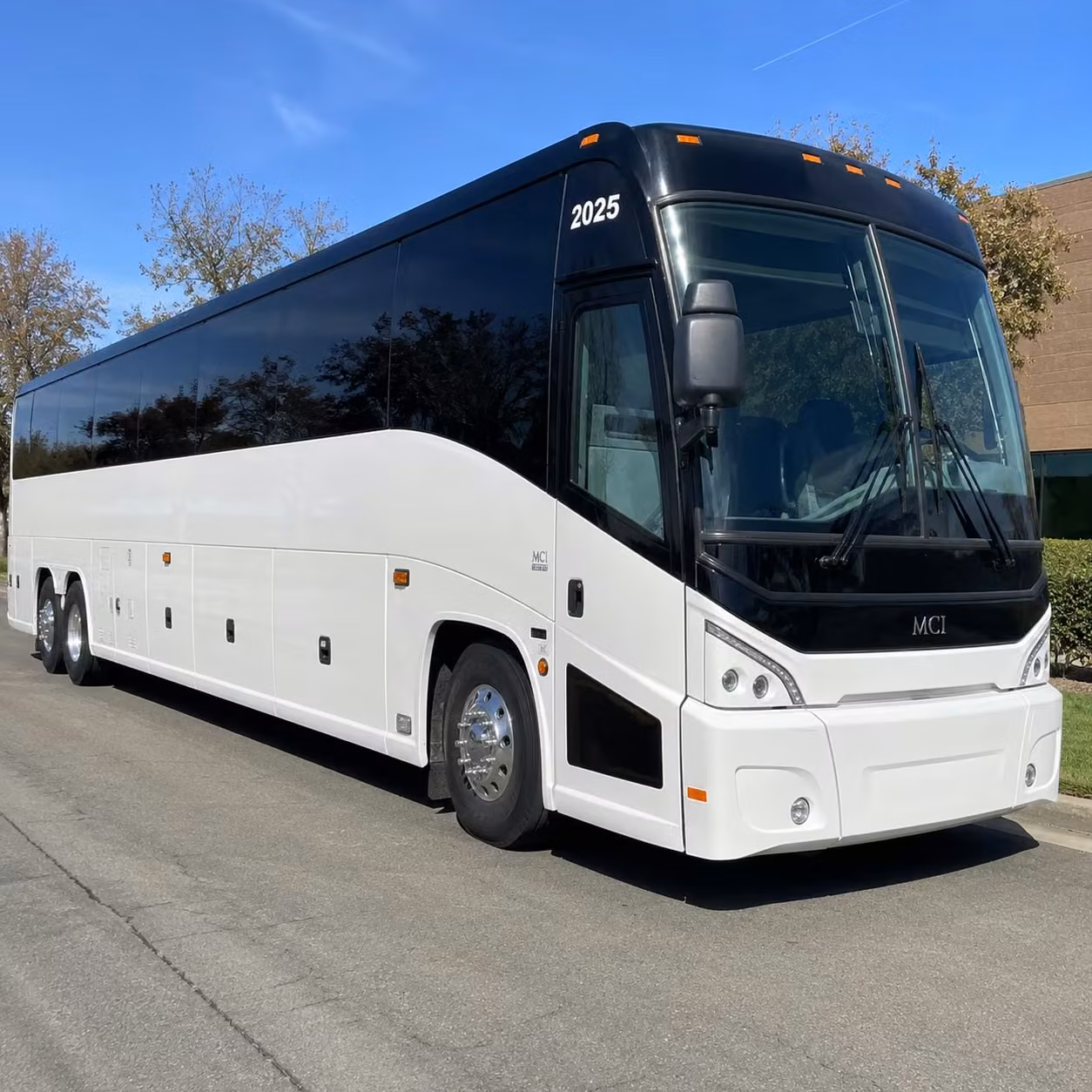 busrentalnorman com is the go to for paycom center concert shuttles from norman